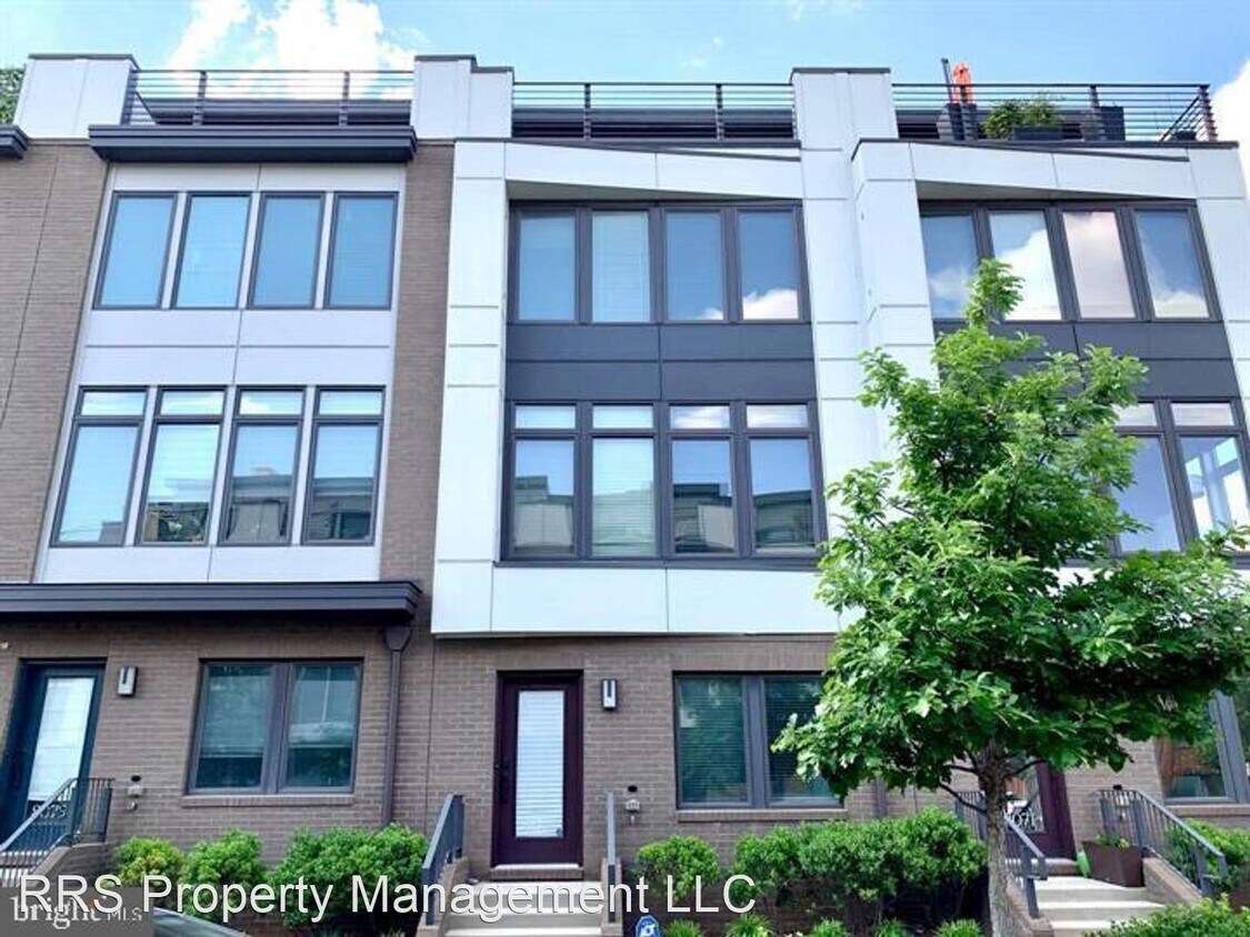 3 br, 3.5 bath House 8075 Tribeca St, De... House Rental in Derwood, MD