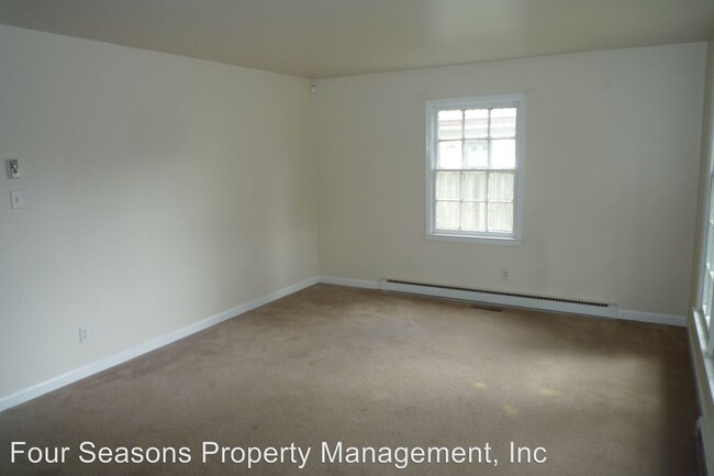 Building Photo - 3 br, 2 bath House - 5725 Barrington Drive