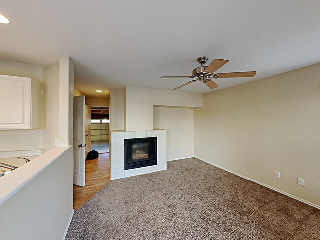 Building Photo - 9609 Sydney Lane