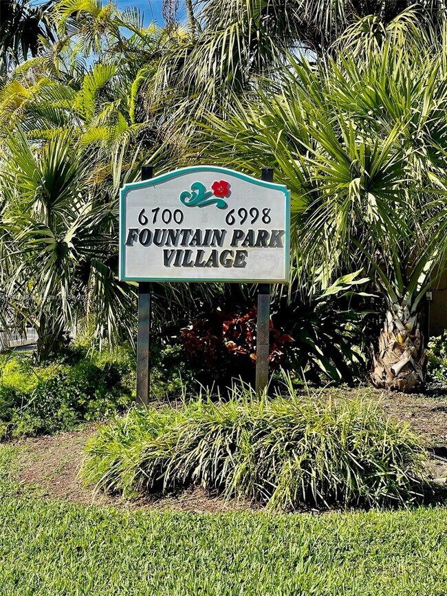 Foto del edificio - 6900 NW 166th Terrace
