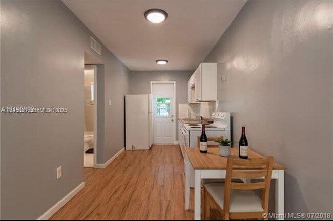 Building Photo - 75 Washington Ave