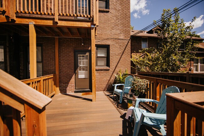 Building Photo - 2010 Marshall Ave