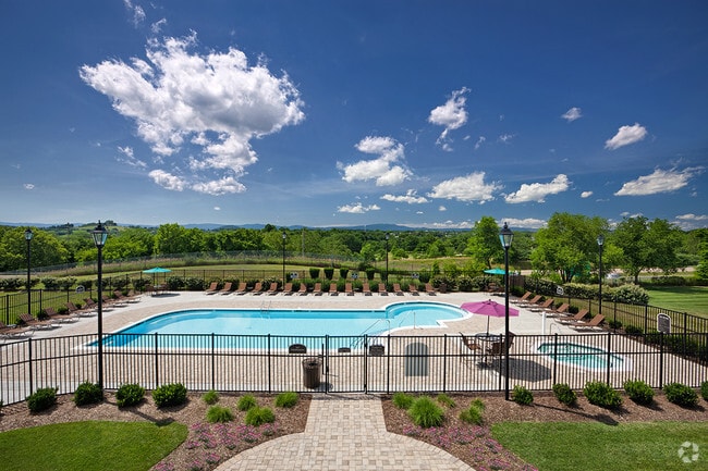 Apartments For Rent Near James Madison University Harrisonburg Va Student Housing Apartments Com