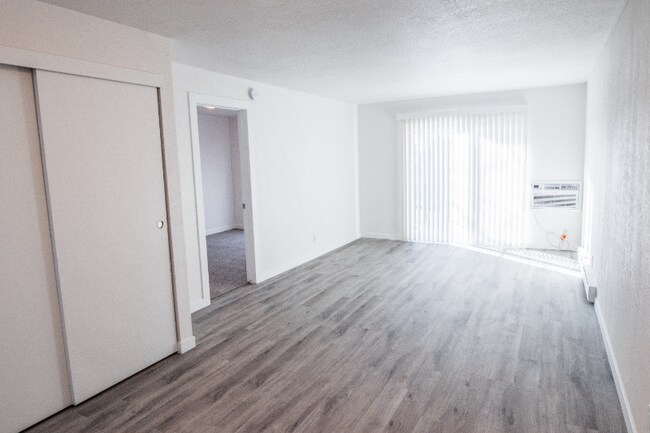 Foto del edificio - 726 S 900 E