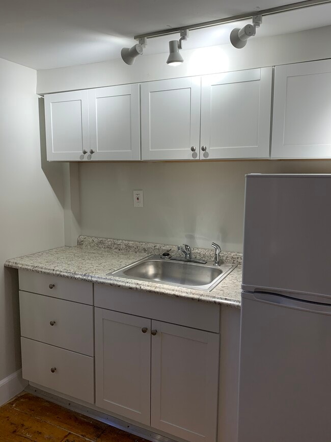 Building Photo - 11 Milk St