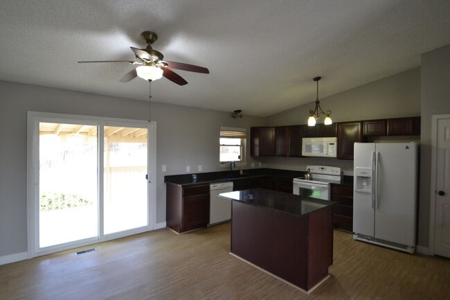 Building Photo - 3710 Trail Rock Pl