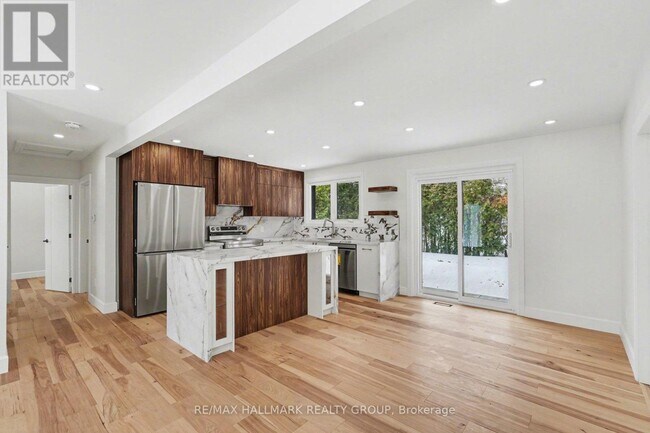 Building Photo - 52 Glenridge Rd