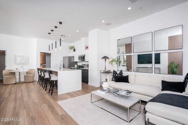 Foto del edificio - 4220 N 32nd St