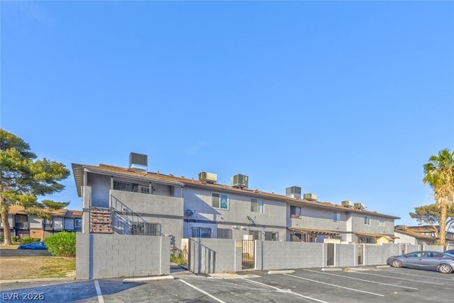 Building Photo - 2201 Mars Ave