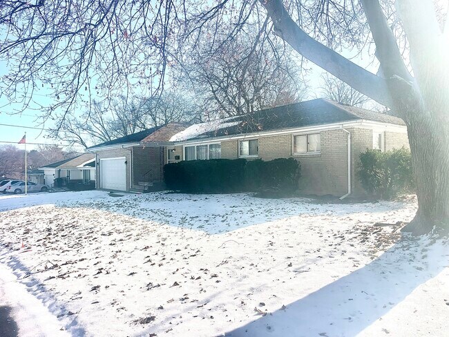 Foto del edificio - 3303 Greenwood Ave