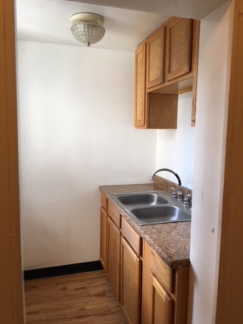 Primary Photo - 310 Linden St