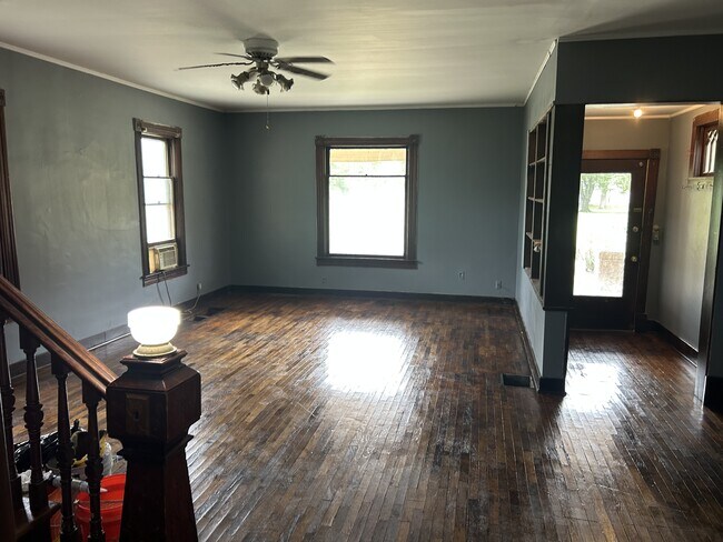Foto del edificio - 1709 N Kansas Ave