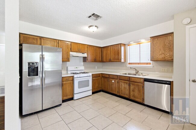 Foto del edificio - 9002 Marsh Dr