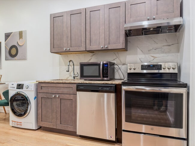 Photo - 2129 Pine St Apartment