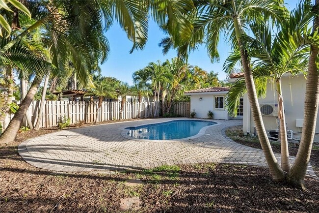 Photo - 1123 Lincoln St House