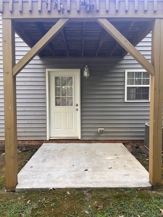 Primary Photo - 253 Rockaway Dr