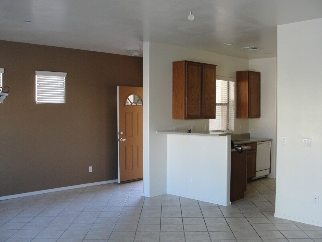 Primary Photo - 7398 W Fargo Dr