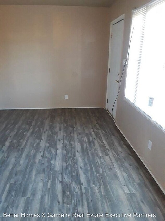Foto del edificio - 3 br, 1 bath House - 2926 Abelia Dr.