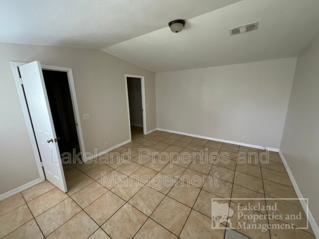 Building Photo - 108 Old Welcome Rd