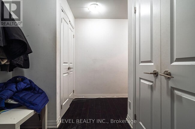 Photo du bâtiment - 8 Mercer St