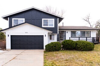 Building Photo - 8150 E Linvale Pl