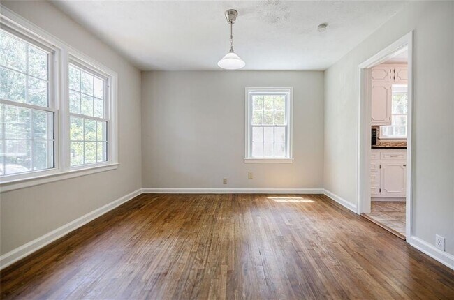 Foto del edificio - 1716 Beacon Hill Blvd NE
