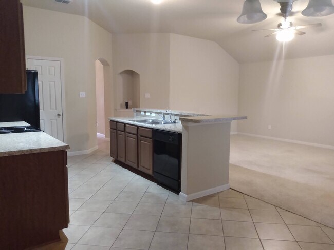 Building Photo - 4007 Shervin Way