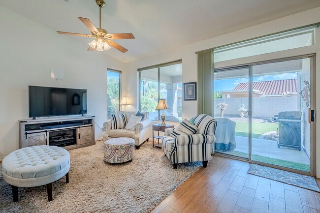 Building Photo - 4269 E Cassia Ln