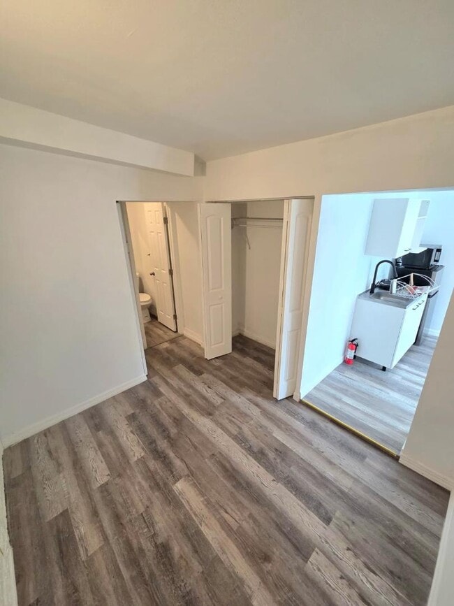 Building Photo - 2289 Dallas St