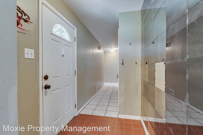 Building Photo - 3 br, 2 bath House - 1606 Bluebonnet Trl.
