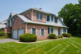 Building Photo - 111 St Clair Ct