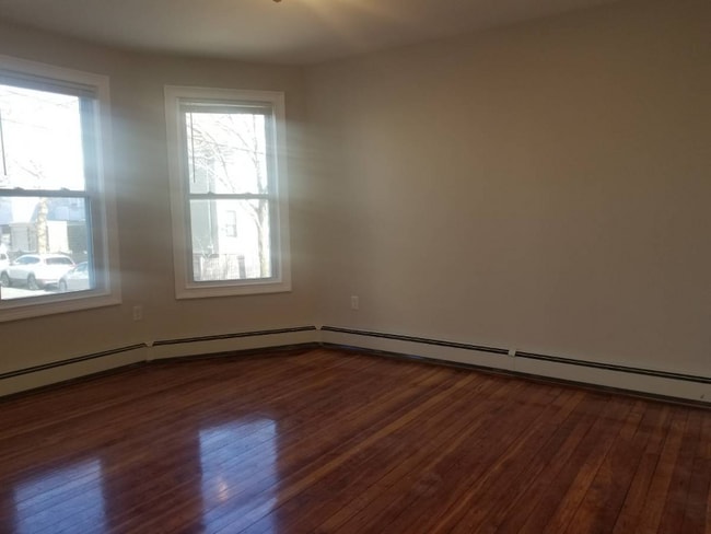 Building Photo - 47 Fremont St