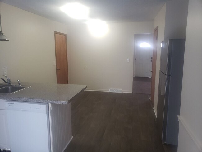 Foto del edificio - 5726 Ridgebrook Ave SE