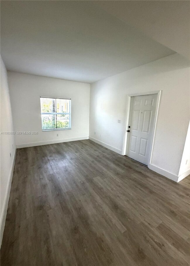 Building Photo - 1088 SW 144th Ave