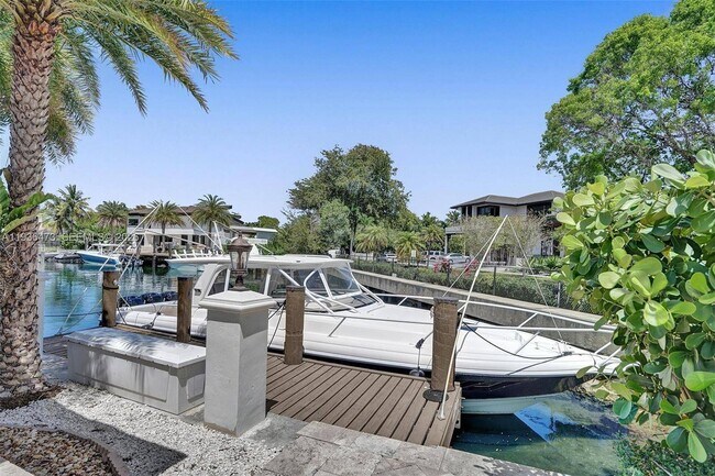 Foto del edificio - 13105 Biscayne Island Terrace