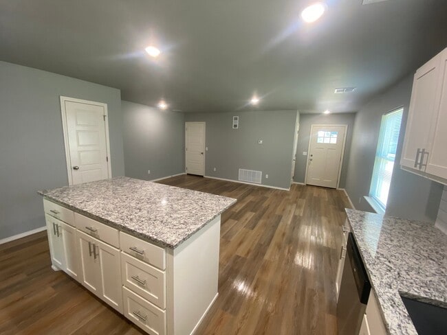 Building Photo - 205 S Fairland Ave