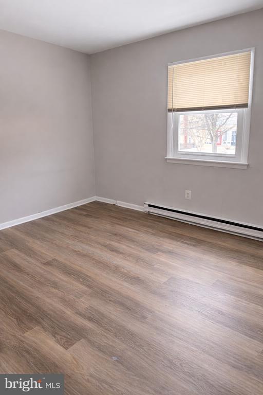 Foto del edificio - 14 Girard Rd S