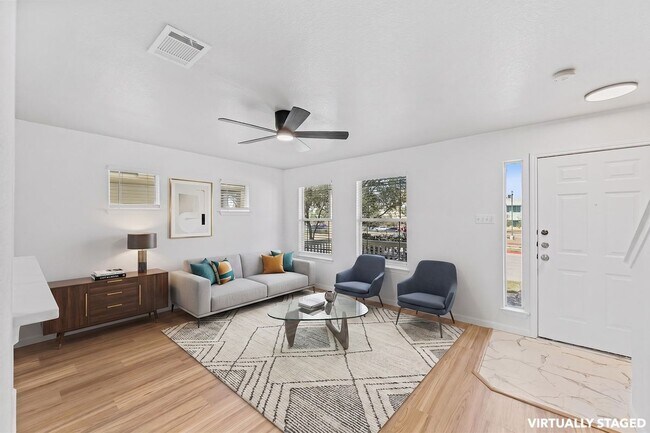 Foto del edificio - 1733 Thompson Trail