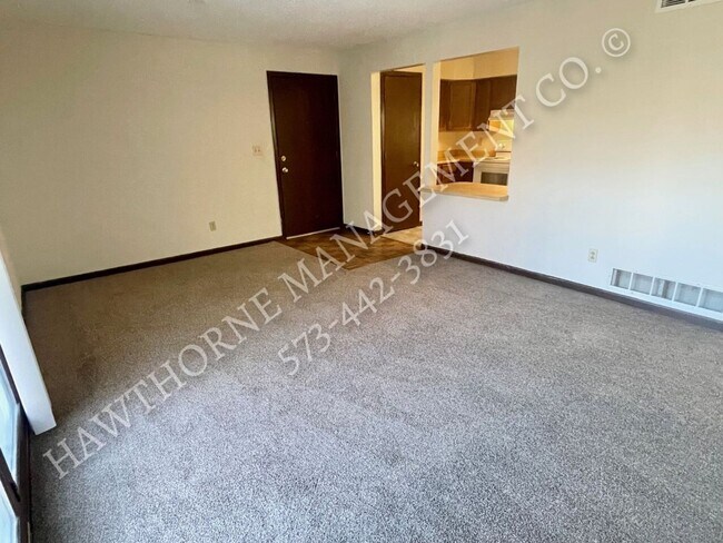 Foto del edificio - 2 Bedroom Condo in Rear of Complex