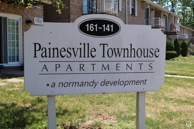 Painesville Townhouse Apartments