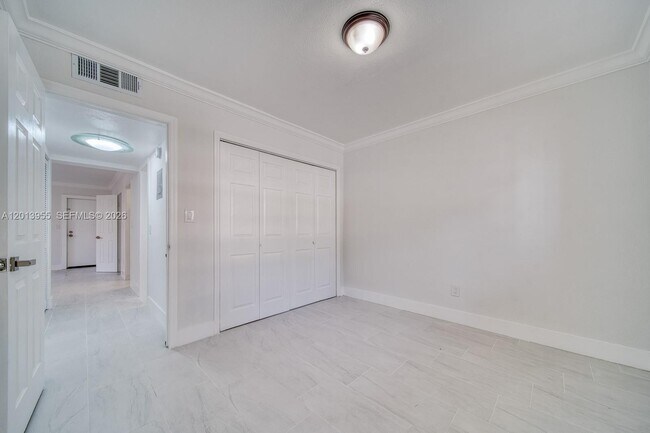Foto del edificio - 7101 SW 89th Ct
