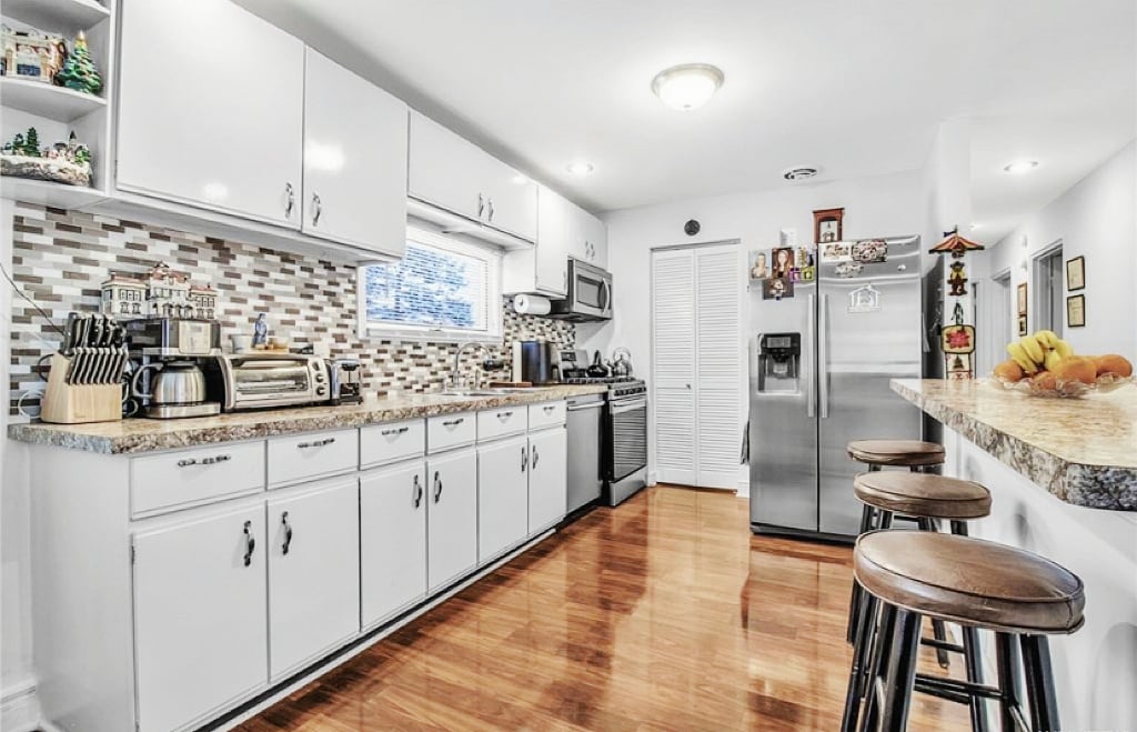 18 Fairview Dr, Depew, NY 14043 House Rental in Depew, NY