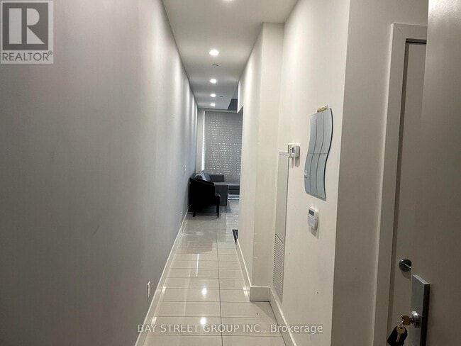 Building Photo - 180 Enterprise Blvd