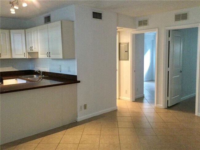 Foto del edificio - 2660 NE 8th Ave