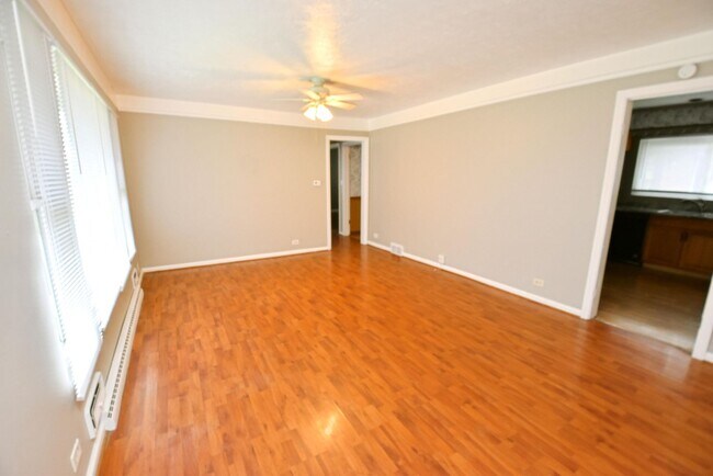 Foto del edificio - South Bend 3 Bedroom 2 bath Ranch near Not...
