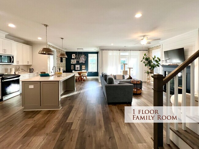 Building Photo - 3750 Spicetree Dr