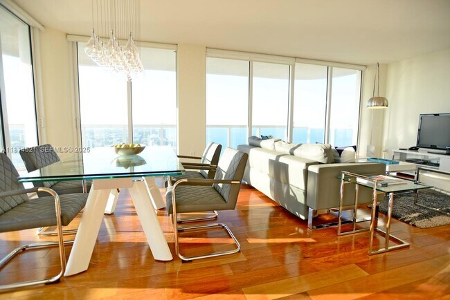 Building Photo - 6365 Collins Ave