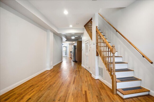 Foto del edificio - END UNIT 2 + 1.5 Fantastic on Florida! 2 B...