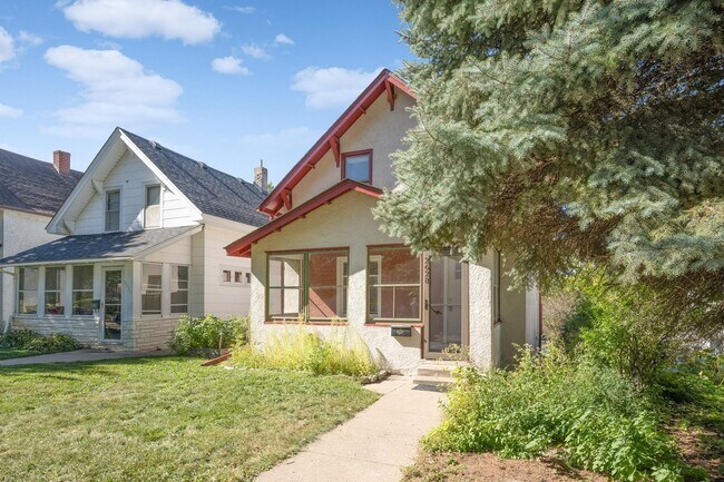 Foto del edificio - 2628 Ulysses St NE