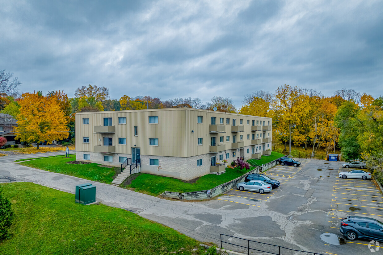 Primary Photo - Pioneer Apartments